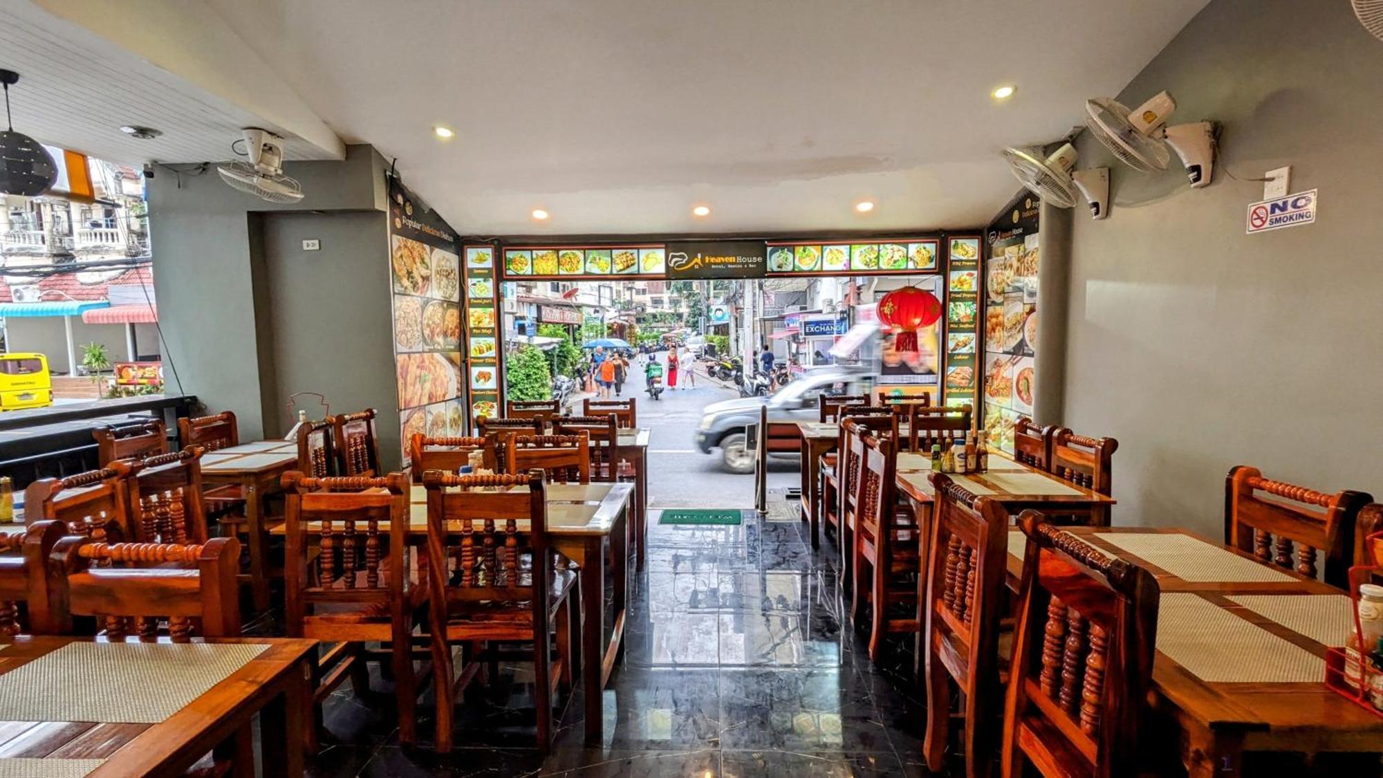 Heaven House Restro & Bar Hotel Patong Exterior photo
